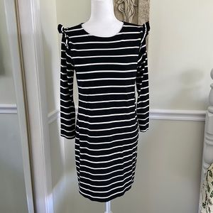 Old Navy Long Sleeve Dress